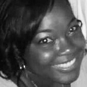 Meet your Posher, Dee