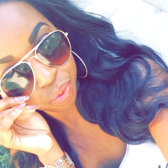 Meet your Posher, Taylor