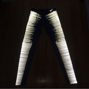ON HOLD... Nike flash leggings