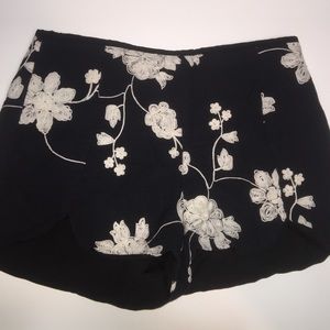 Black Scalloped Shorts With While Detailing