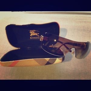 Burberry sunglasses with case
