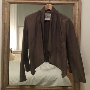 BB DAKOTA leather short blazer