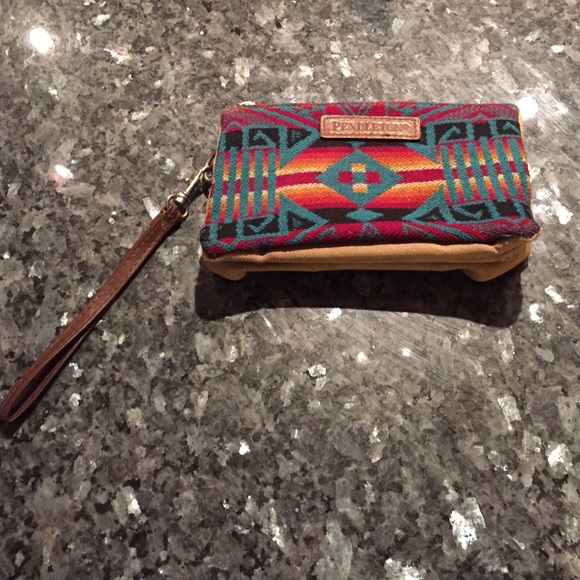 Pendleton Clutch