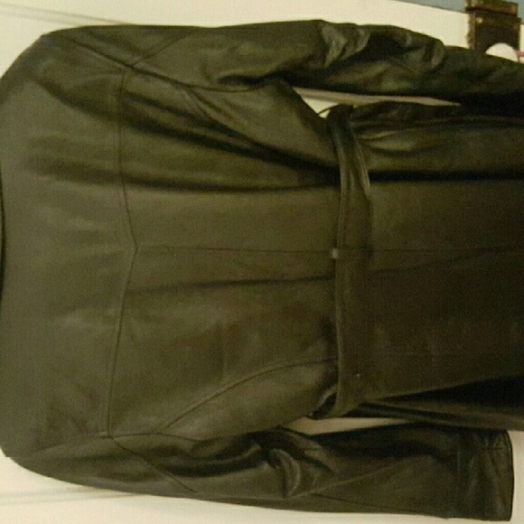Wilson's black leather coa