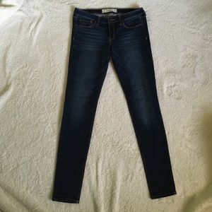ABERCROMBIE & FITCH SKINNY JEANS