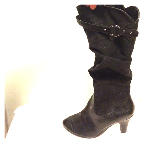 *make an offer* Knee high heeled boots