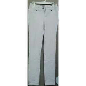 White jeggings