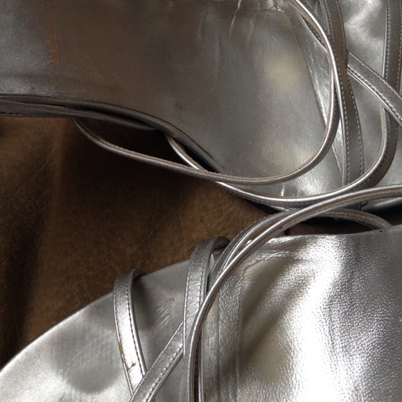 HP! Escada silver strappy heels. Sz 40. - Picture 2 of 4