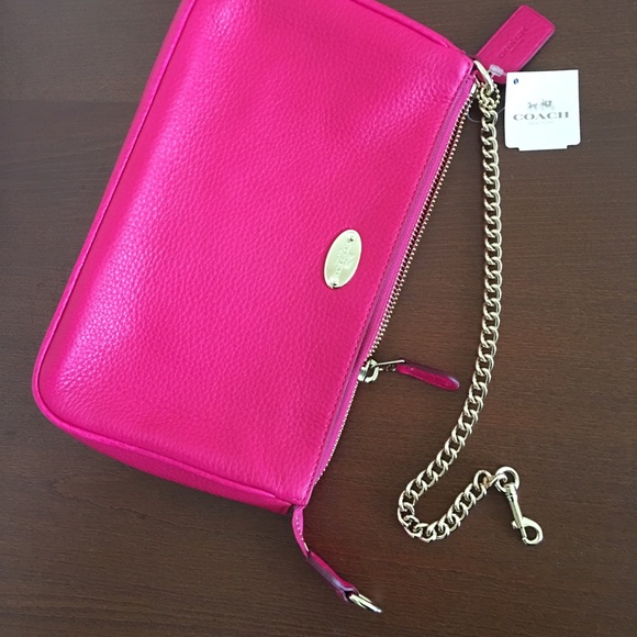 💗 Coach Large wristlet pink ruby leather bag F53340 - Picture 2 of 4