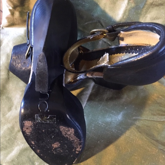 3" black peep toe shoe - Picture 3 of 3