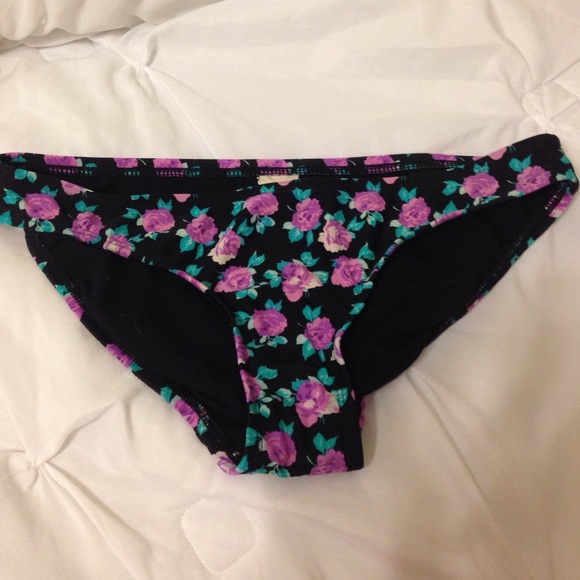 Bikini bottoms