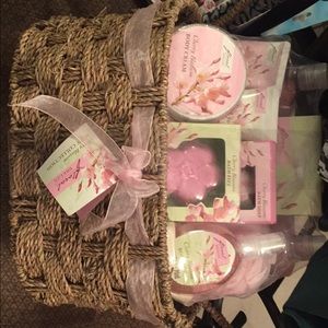 Basket cherry blossom