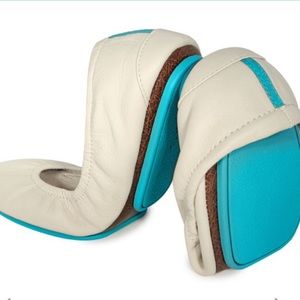 Tieks Cream