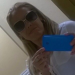 Meet your Posher, Lazara