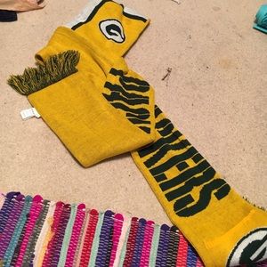 Packers combination hat and scarf