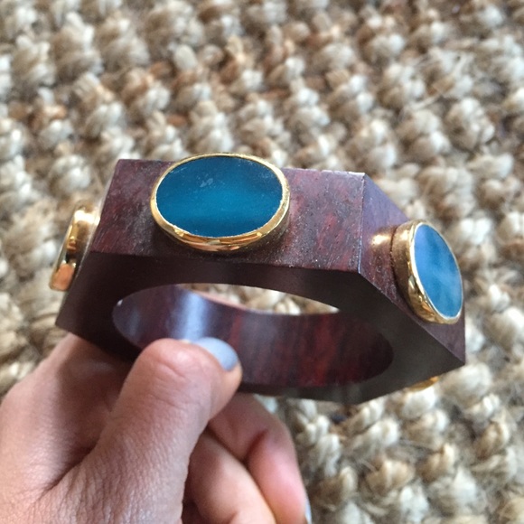 Wooden + Cut-stone Isharya Bangle