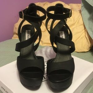 Steve Madden wedges