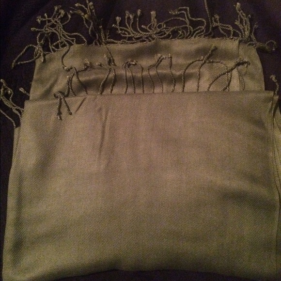 Olive fringe scarf
