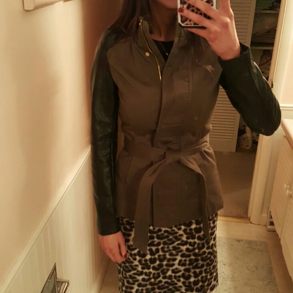 Coat w leather sleeves - Picture 2 of 4