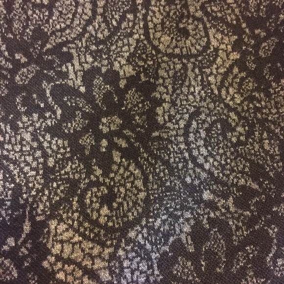 Vince Camuto Printed Skinny Pants - Picture 3 of 3