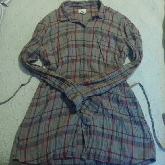 NWOT Levis Plaid Button Down Top