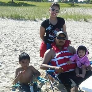 Meet your Posher, Carlos