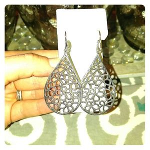 Flower earrings
