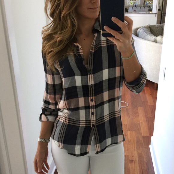 Tops - Pink, navy, & white plaid button up top M