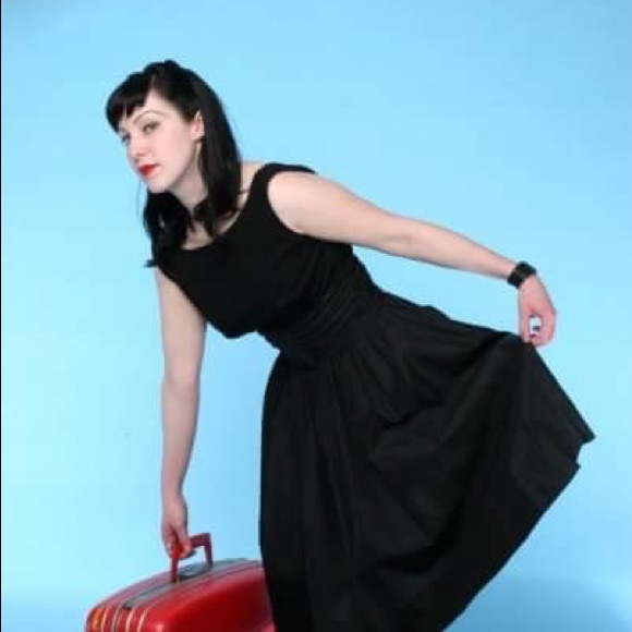 Meet your Posher, Chandra - Picture 2 of 3