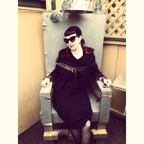 Meet your Posher, Chandra - Picture 3 of 3