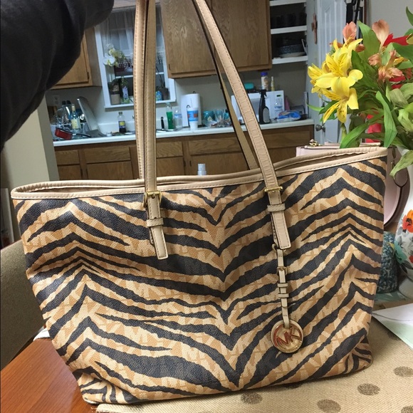 Michael Kors Jet Set Travel Vanilla Tote