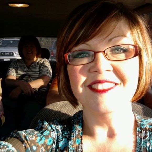 Meet your Posher, Sheila - Picture 1 of 1