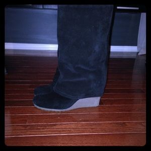 Black suede wedge boots