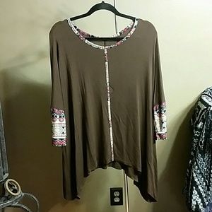 Brown flowy long on the sides