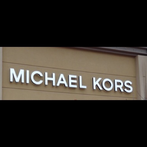 Michael Kors Shoes - Picture 2 of 4