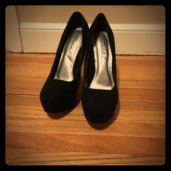 Very cute Pumps. I used them once.