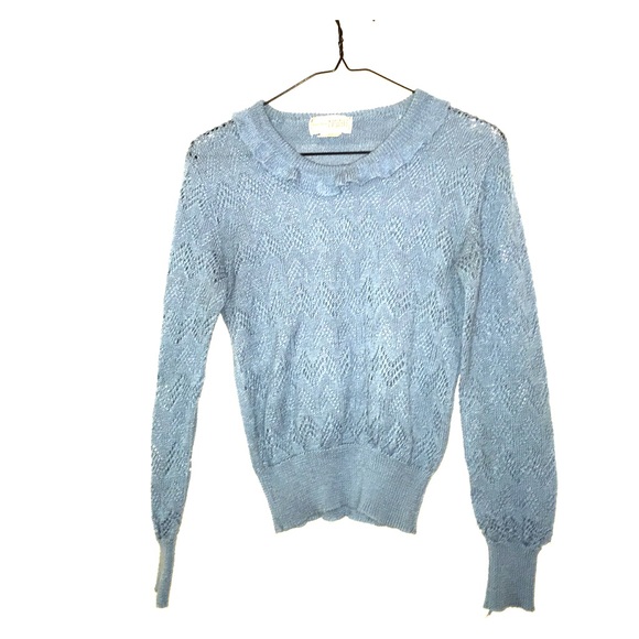 Adorable Vintage Baby Blue Sweater