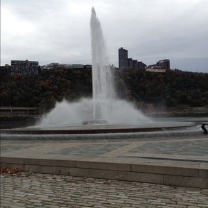 Meet your Posher, Chera