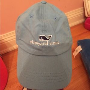 Light blue vineyard vines baseball cap