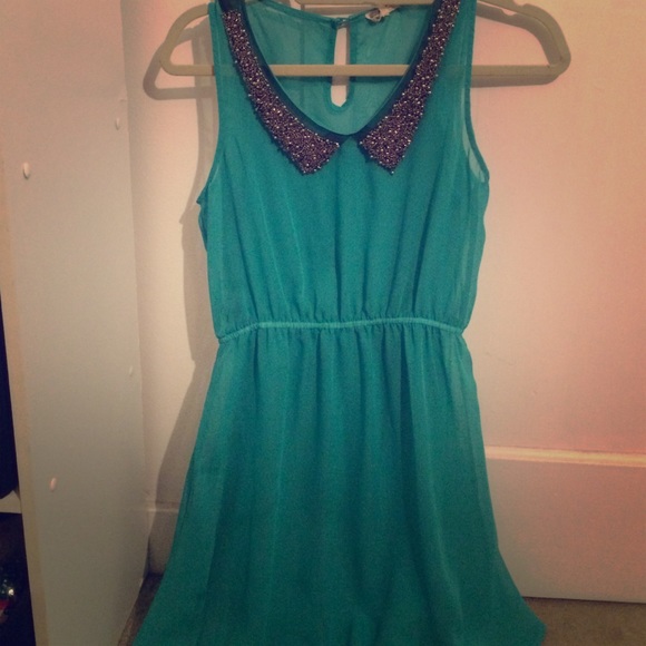 Blue Short Dress With Beaded Collar
