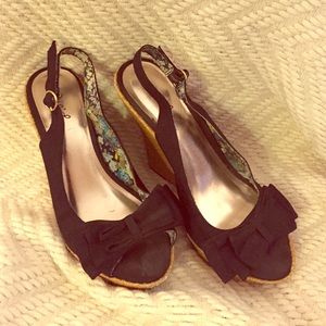 Black Bow Wedges!