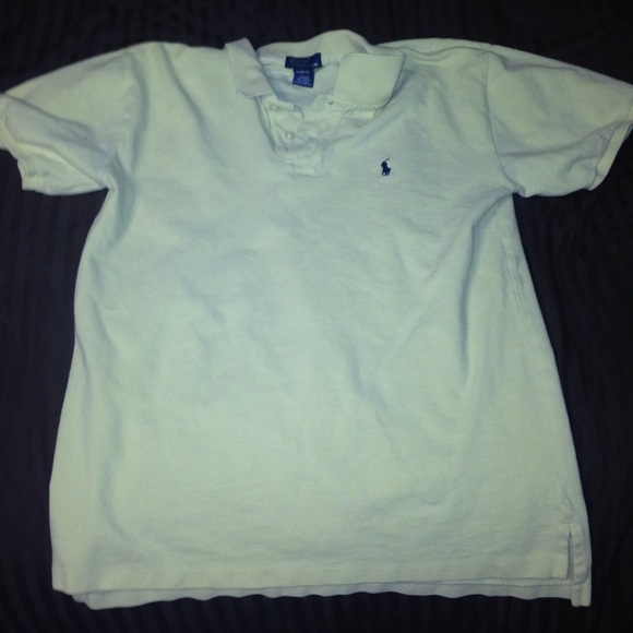 ❌ SOLD ❌ Short sleeve authentic Polo button up