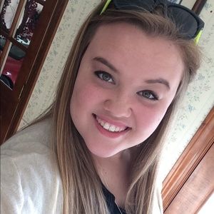 Meet your Posher, Victoria