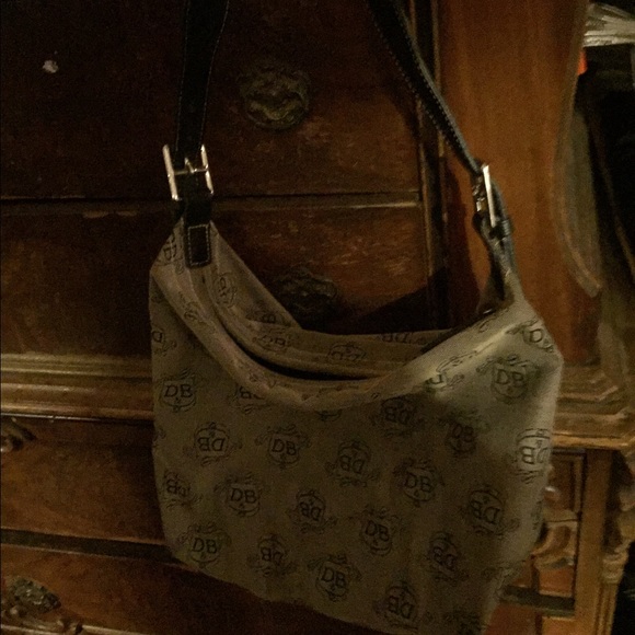 Dooney sak purse