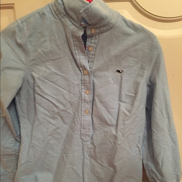 Blue popover vineyard vines top