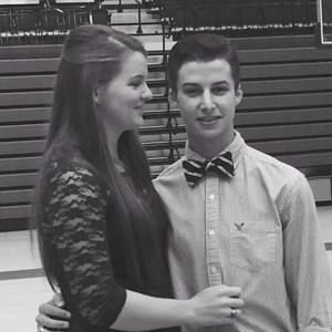 Meet your Posher, Max