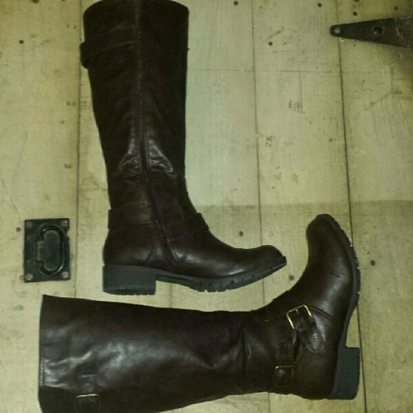 Like New Condition! Multi Buckle Knee High Boots - Picture 3 of 4