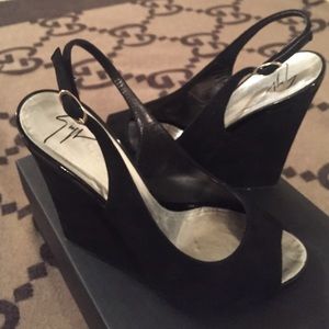Giuseppe Zanotti Suede Wedges