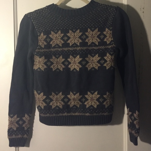 Winter button up sweater - Picture 2 of 3