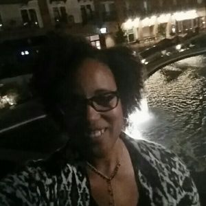 Meet your Posher, Pamela